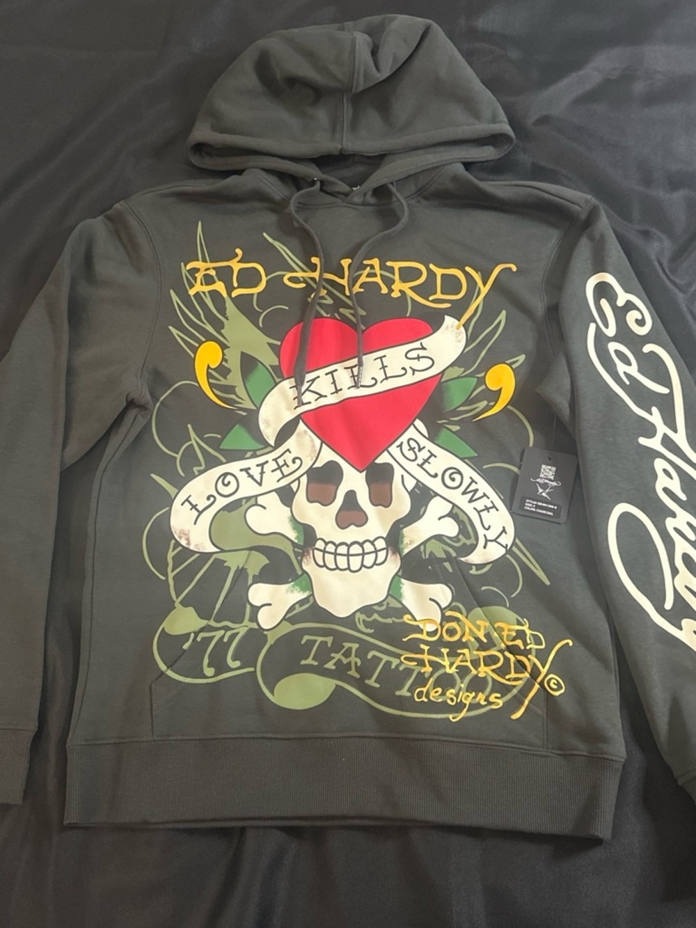 Ed Hardy Men’s charcoal Graphic Hoodie with Red Heart Skull Design men’s  small